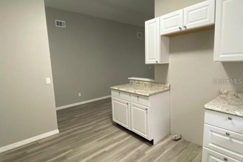 Casa en alquiler en Orlando, Florida, 3 dormitorios, 148.36 m2 № 1917435 - foto 17