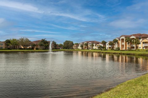Condo in Port St. Lucie, Florida, 2 bedrooms № 2262866 - photo 18