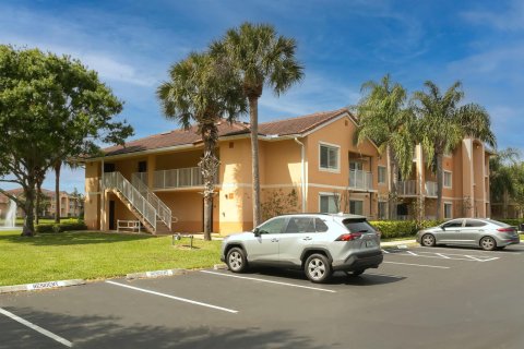 Condo in Port St. Lucie, Florida, 2 bedrooms № 2262866 - photo 22