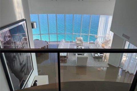 Снять в аренду кондоминиум в Санни-Айлс-Бич, Флорида 4 спальни, 384.71м2, № 2036626 - фото 28