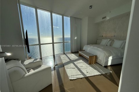 Снять в аренду кондоминиум в Санни-Айлс-Бич, Флорида 4 спальни, 384.71м2, № 2036626 - фото 13