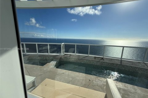 Снять в аренду кондоминиум в Санни-Айлс-Бич, Флорида 4 спальни, 384.71м2, № 2036626 - фото 30