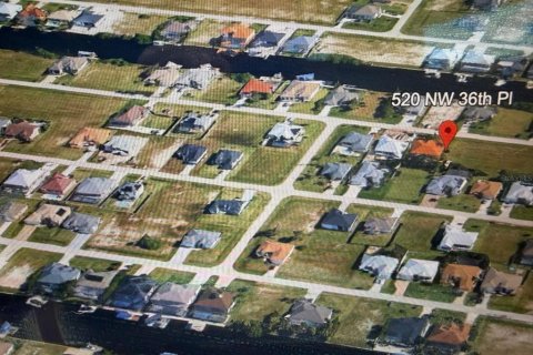 Land in Cape Coral, Florida № 2164131 - photo 2