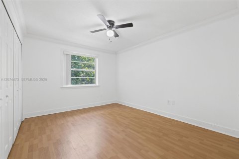 Copropriété à louer à Palmetto Bay, Floride: 1 chambre, 61.69 m2 № 2316171 - photo 5