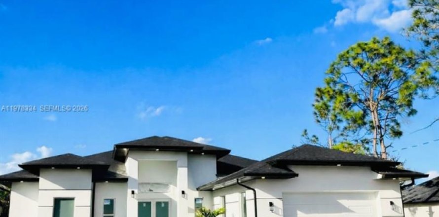 Villa ou maison à Lehigh Acres, Floride 3 chambres № 2041924