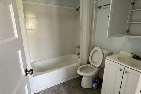Appartement à louer à Daytona Beach, Floride: 2 chambres, 137.4 m2 № 2419641 - photo 10