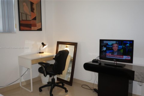 Copropriété à louer à Sunny Isles Beach, Floride: 1 chambre, 93.37 m2 № 1868793 - photo 21