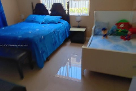 Купить кондоминиум в Хайалиа, Флорида 2 спальни, 102.75м2, № 2054679 - фото 14