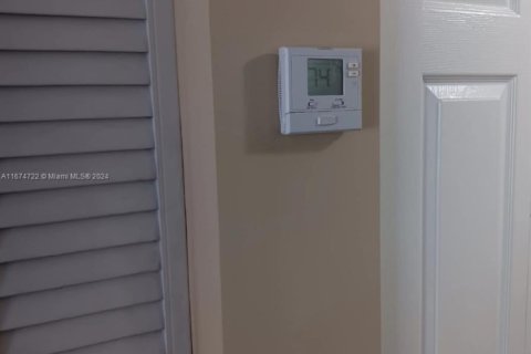 Купить кондоминиум в Хайалиа, Флорида 2 спальни, 102.75м2, № 2054679 - фото 25