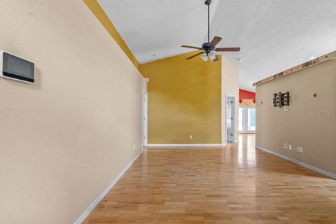Villa ou maison à vendre à Clermont, Floride: 4 chambres, 149.11 m2 № 1856569 - photo 4