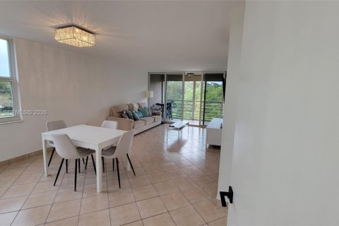 Copropriété à louer à Davie, Floride: 2 chambres, 102.19 m2 № 2041624 - photo 6