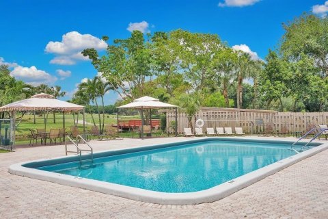Copropriété à louer à Davie, Floride: 2 chambres, 102.19 m2 № 2041624 - photo 5