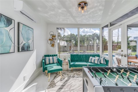 Купить виллу или дом в Холливуд, Флорида 3 спальни, 179.3м2, № 2045548 - фото 19