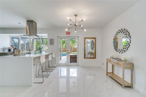 Купить виллу или дом в Холливуд, Флорида 3 спальни, 179.3м2, № 2045548 - фото 7