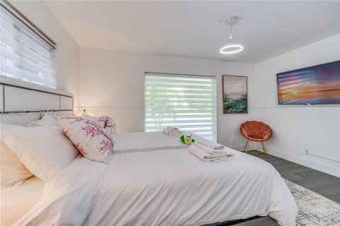 Купить виллу или дом в Холливуд, Флорида 3 спальни, 179.3м2, № 2045548 - фото 12