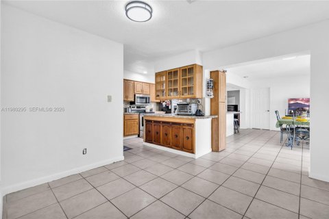 Купить виллу или дом в Тамарак, Флорида 3 спальни, 177.07м2, № 2043527 - фото 10