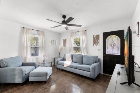 Villa ou maison à louer à Clearwater, Floride: 3 chambres, 99.22 m2 № 1903069 - photo 3
