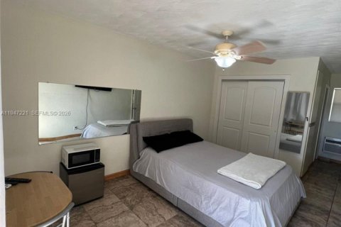 House in Fort Lauderdale, Florida 2 bedrooms, 88.26 sq.m. № 2003685 - photo 9