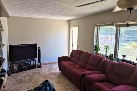House in Fort Lauderdale, Florida 2 bedrooms, 88.26 sq.m. № 2003685 - photo 5