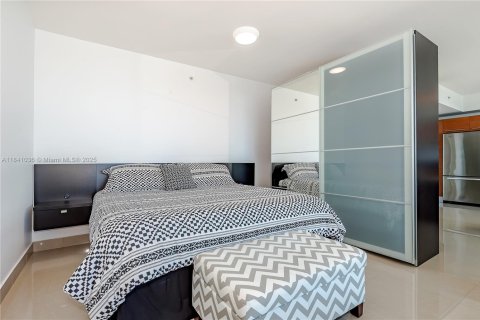 Снять в аренду кондоминиум в Майами, Флорида 58.71м2, № 1946832 - фото 10