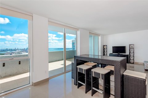 Снять в аренду кондоминиум в Майами, Флорида 58.71м2, № 1946832 - фото 1