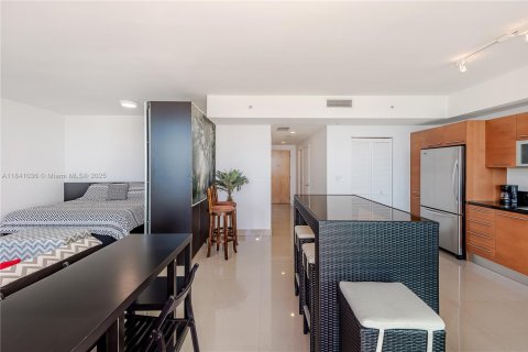 Снять в аренду кондоминиум в Майами, Флорида 58.71м2, № 1946832 - фото 25