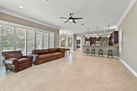 House in Palm Beach Gardens, Florida 5 bedrooms, 514.4 sq.m. № 2244841 - photo 22