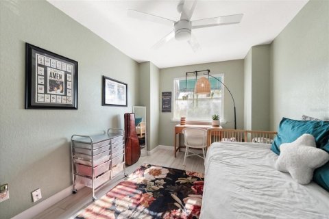 Condo in Tampa, Florida, 2 bedrooms № 2100765 - photo 16