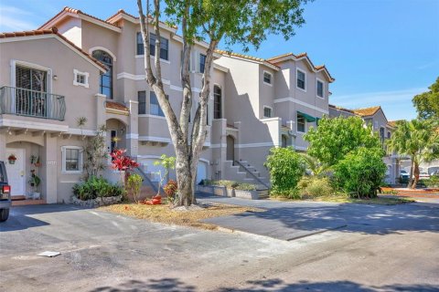 Adosado en venta en Sunrise, Florida, 4 dormitorios, 168.34 m2 № 2156358 - foto 3