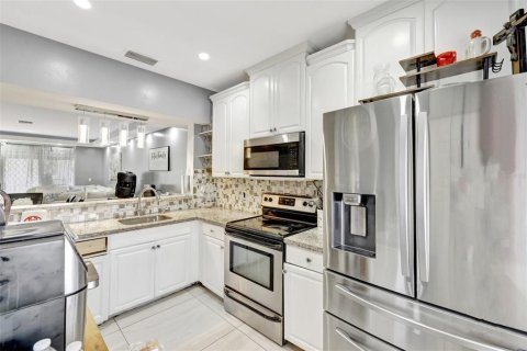 Adosado en venta en Sunrise, Florida, 4 dormitorios, 168.34 m2 № 2156358 - foto 7