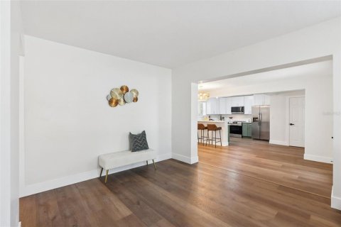 Villa ou maison à vendre à Saint Petersburg, Floride: 4 chambres, 198.63 m2 № 2092594 - photo 25