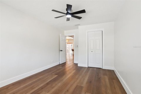 Villa ou maison à vendre à Saint Petersburg, Floride: 4 chambres, 198.63 m2 № 2092594 - photo 27