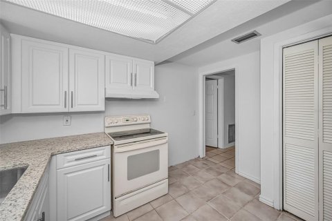 Купить виллу или дом в Нью-Порт-Ричи, Флорида 3 комнаты, 122.45м2, № 2221662 - фото 16