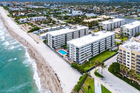 Condo in Hillsboro Beach, Florida, 2 bedrooms  № 2250407 - photo 20
