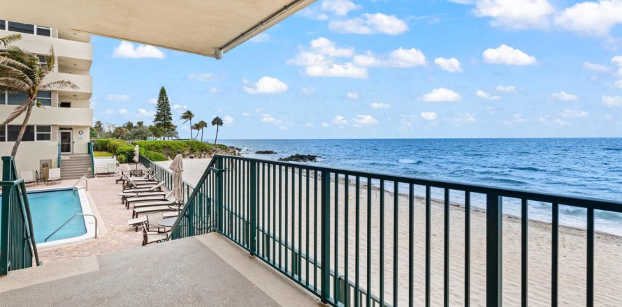 Condo in Hillsboro Beach, Florida, 2 bedrooms  № 2250407