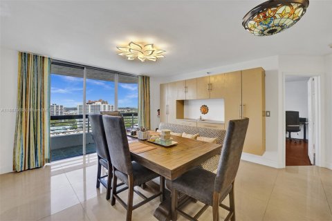 Condominio en venta en Aventura, Florida, 2 dormitorios, 126.81 m2 № 2034338 - foto 22