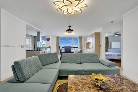 Condominio en venta en Aventura, Florida, 2 dormitorios, 126.81 m2 № 2034338 - foto 19