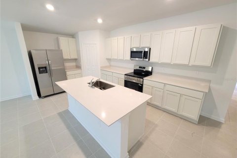 Villa ou maison à vendre à Eagle Lake, Floride: 5 chambres, 201.97 m2 № 2412539 - photo 6