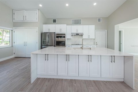 Villa ou maison à louer à Saint Pete Beach, Floride: 3 chambres, 171.87 m2 № 2413413 - photo 17
