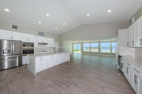 Villa ou maison à louer à Saint Pete Beach, Floride: 3 chambres, 171.87 m2 № 2413413 - photo 23