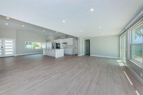 Villa ou maison à louer à Saint Pete Beach, Floride: 3 chambres, 171.87 m2 № 2413413 - photo 24