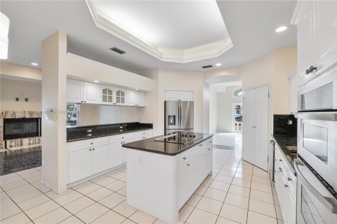 Casa en venta en Palmetto Bay, Florida, 5 dormitorios, 363.43 m2 № 1731834 - foto 7