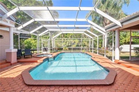 Casa en venta en Palmetto Bay, Florida, 5 dormitorios, 363.43 m2 № 1731834 - foto 28