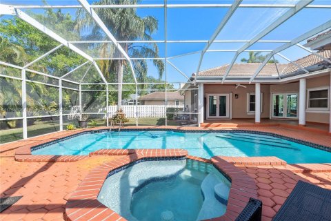 Casa en venta en Palmetto Bay, Florida, 5 dormitorios, 363.43 m2 № 1731834 - foto 26