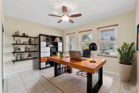 Casa en venta en Palmetto Bay, Florida, 5 dormitorios, 363.43 m2 № 1731834 - foto 14