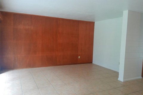 Villa ou maison à louer à Lakeland, Floride: 3 chambres, 128.67 m2 № 2414010 - photo 11