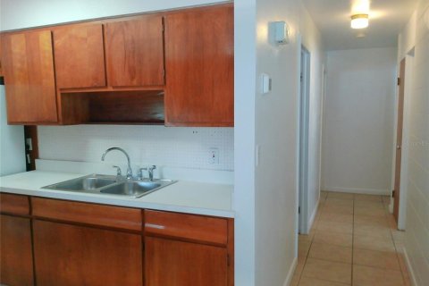 Villa ou maison à louer à Lakeland, Floride: 3 chambres, 128.67 m2 № 2414010 - photo 7
