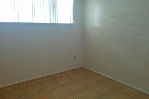 Villa ou maison à louer à Lakeland, Floride: 3 chambres, 128.67 m2 № 2414010 - photo 19