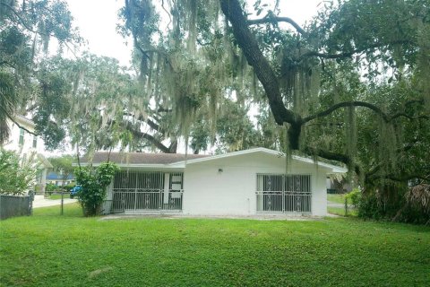Villa ou maison à louer à Lakeland, Floride: 3 chambres, 128.67 m2 № 2414010 - photo 27