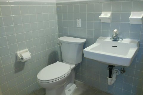 Villa ou maison à louer à Lakeland, Floride: 3 chambres, 128.67 m2 № 2414010 - photo 22